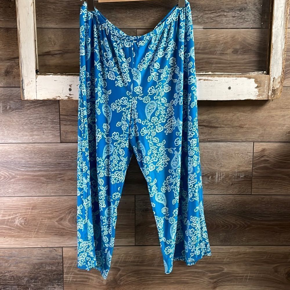 Apt 9 Intimates Lounging Pajama Capri Pants Size Large, Teal and White Paisley